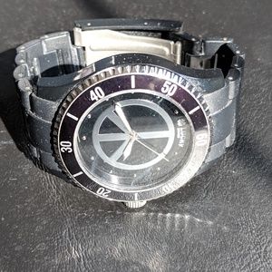 Lucky Silver Metal Watch